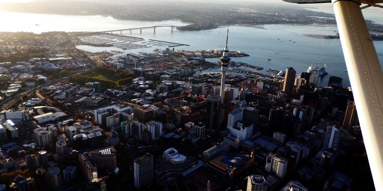 A Unique Auckland Experience: Discover Rare Scenic Flights Over a Major City!